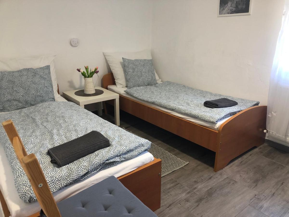 Dalia Apartman Gyoemro Exterior foto
